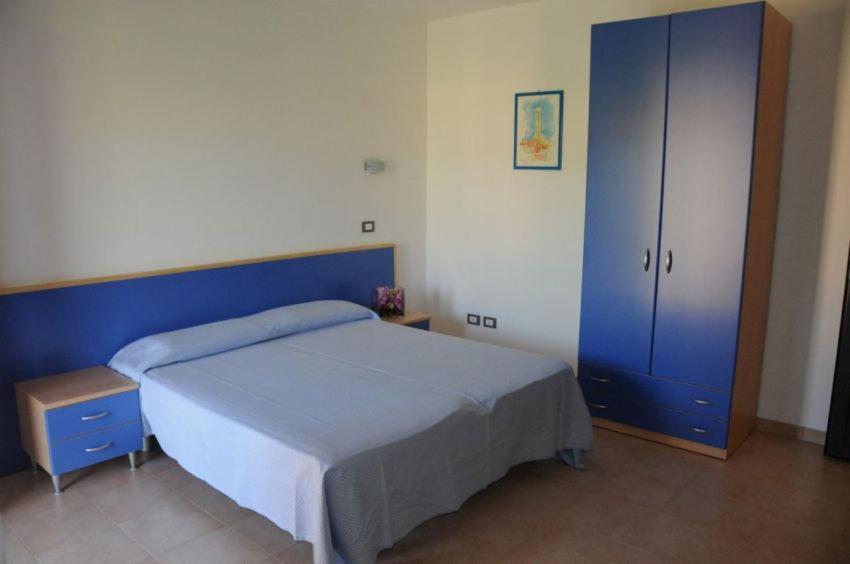 Club Esse Aquilia Beach Village Badolato Marina Extérieur photo